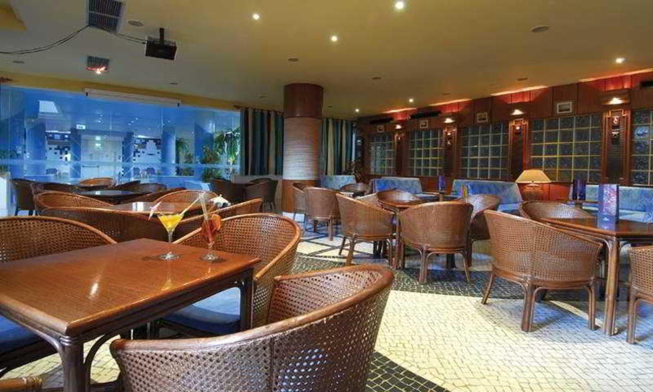 Oceanus Aparthotel อัลบูเฟรา ภายนอก รูปภาพ